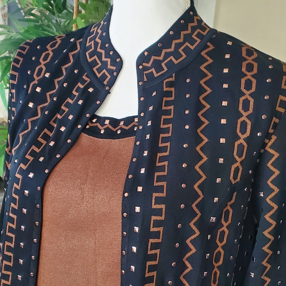 NWT Ming Wang Black And Brown With  Metalic Accents 2 Pieces Cardigan Set. M.